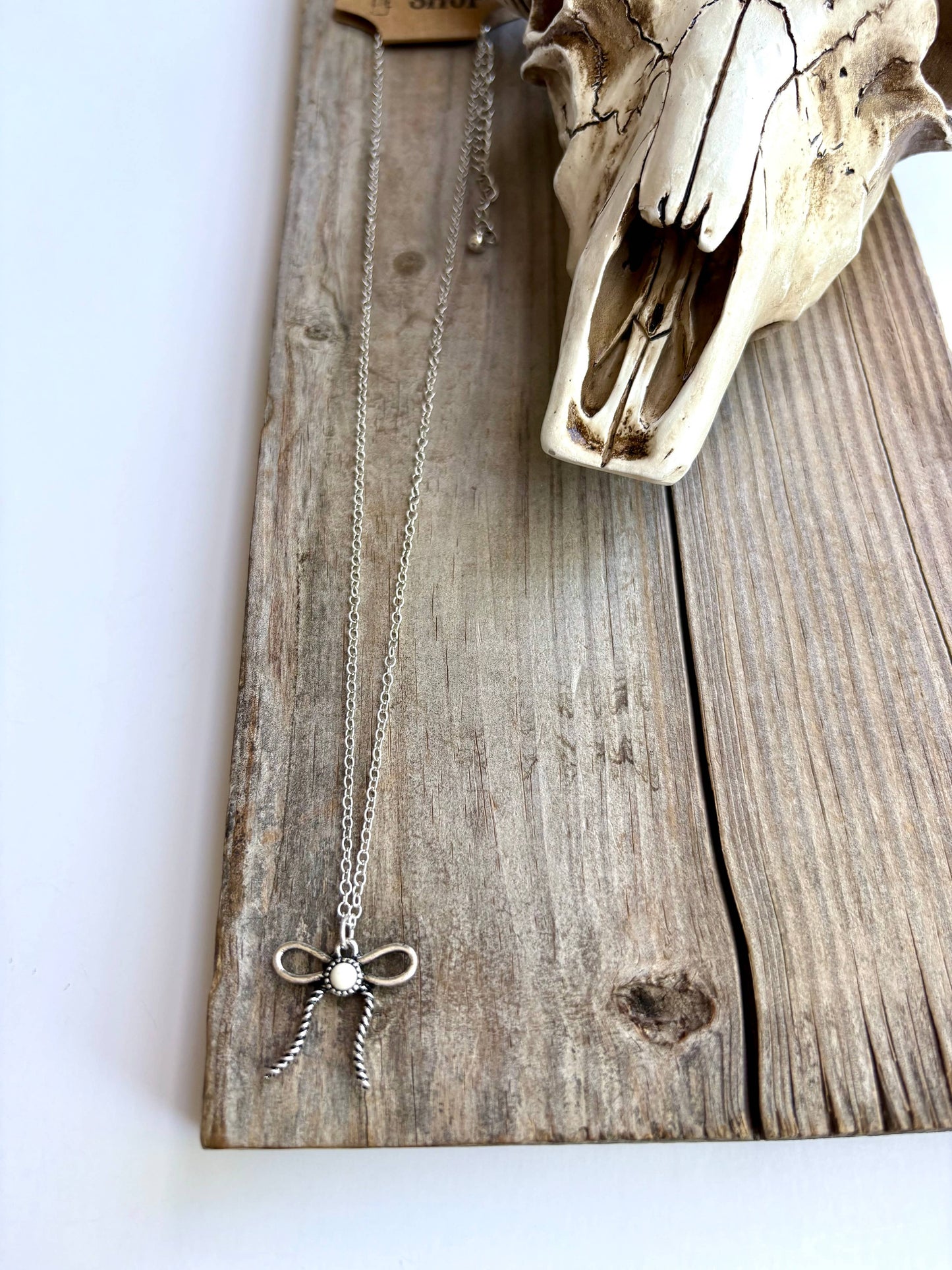 Coquette Bow Pendant Chain Necklace