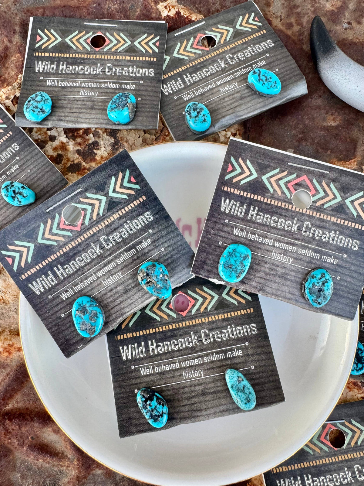 Kingman Turquoise Stud Earrings/Nugget Earrings/Western Stud