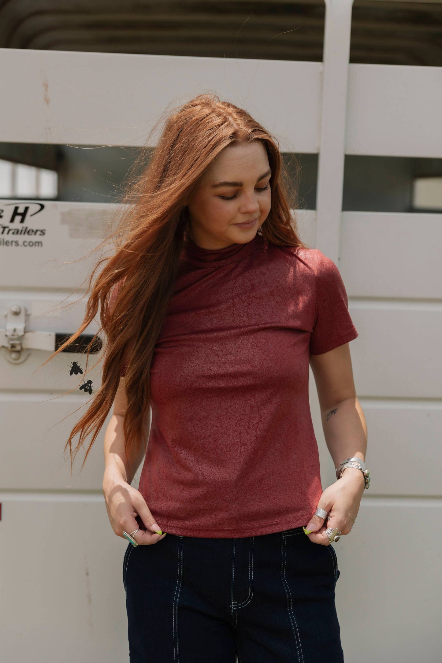 LEATHER FEELZ TOP *BURGUNDY
