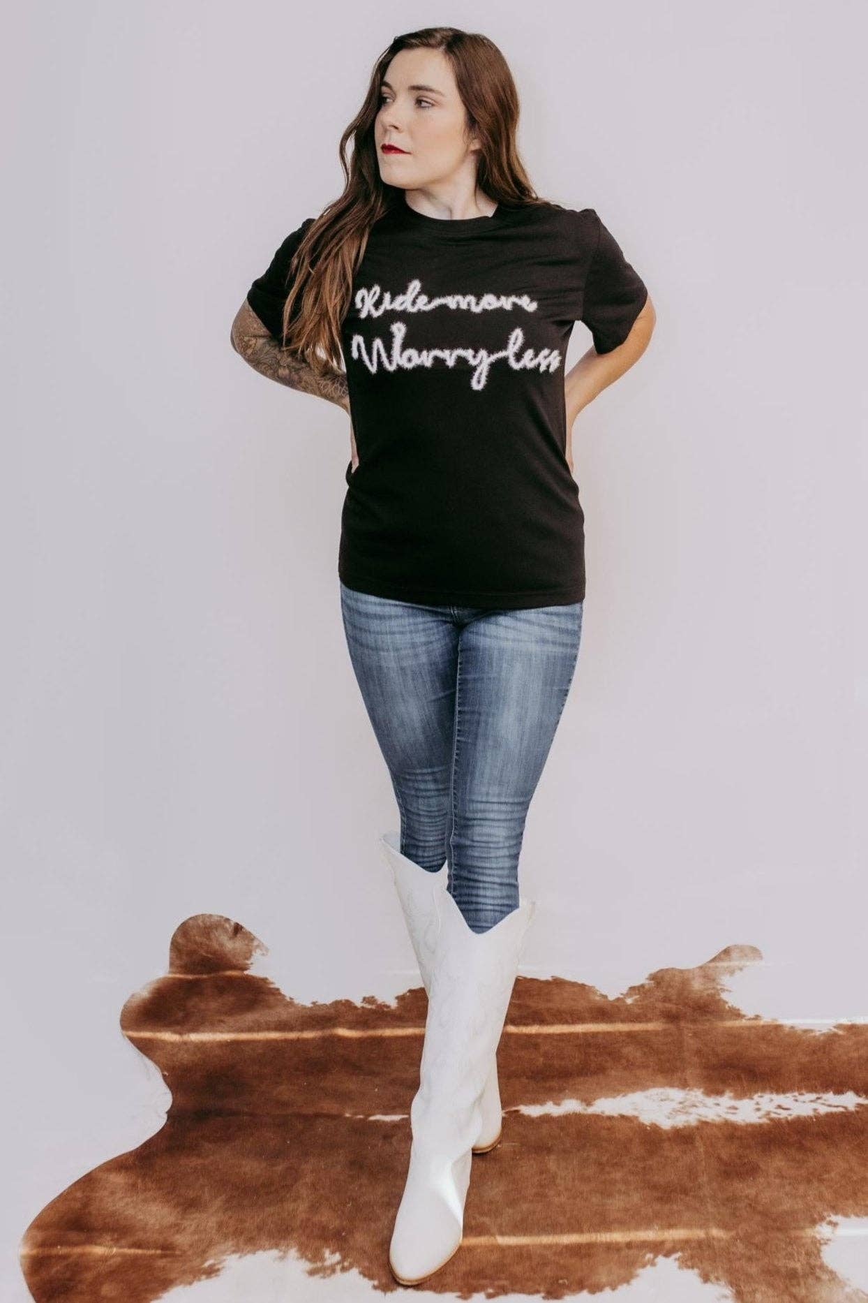 MK389 Tinsel Worry Less SL Tee - Black